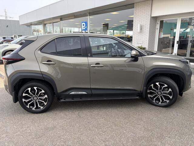 Toyota YARIS Cross 1.5 Hybrid Dynamic | Trekhaak Afn. | All-season | Treeplanken