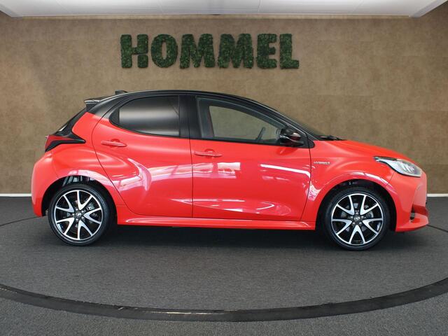 Toyota YARIS 1.5 Hybrid Launch Edition - HEAD-UP DISPLAY - APPLE CARPLAY/ANDROID AUTO - DODEHOEKDETECTIE - CRUISE CONTROL ADAPTIEF - CLIMATE CONTROL - KEYLESS ENTRY/START - VOORSTOELEN VERWARMD - EXTRA GETINT GLAS - LEDEREN BEKLEDING - BI-TONE