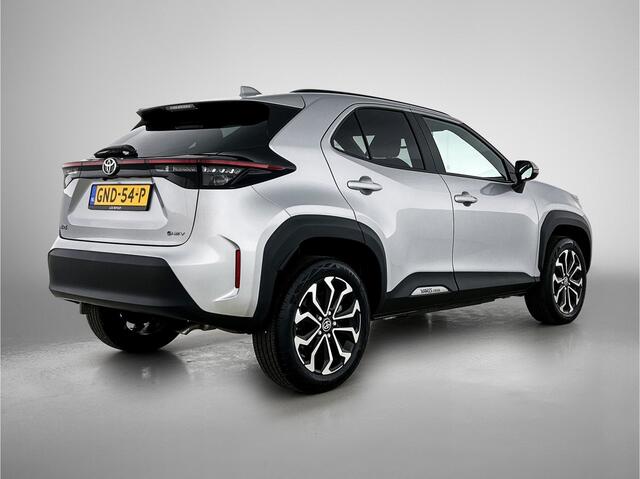 Toyota YARIS Cross 1.5 Hybrid 115 First Edition | NL dealeronderhouden |