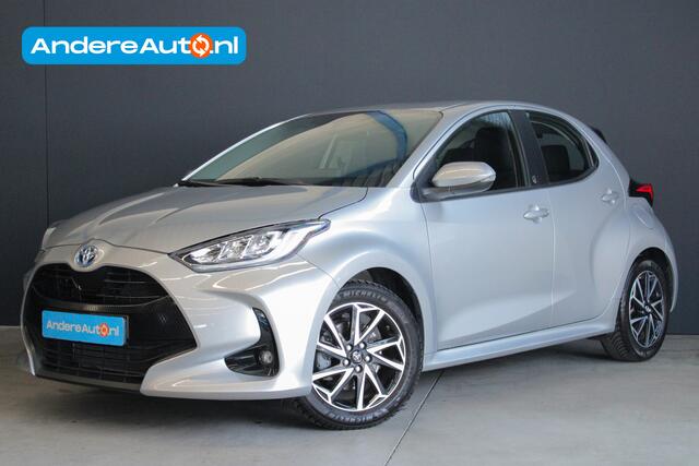 Toyota YARIS 1.5 Hybrid Dynamic |camera|stoelverwarming|dealer onderhouden|