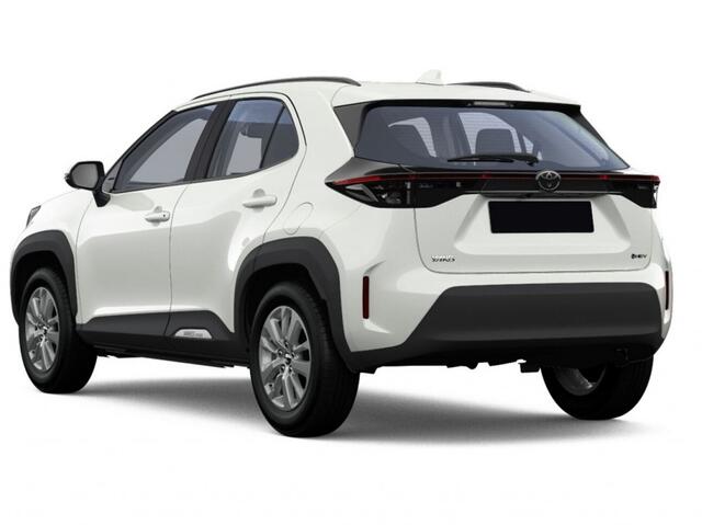 Toyota YARIS 1.5 HYBR 115 Teamplayer , Winter Pakket 17 inch Alu.