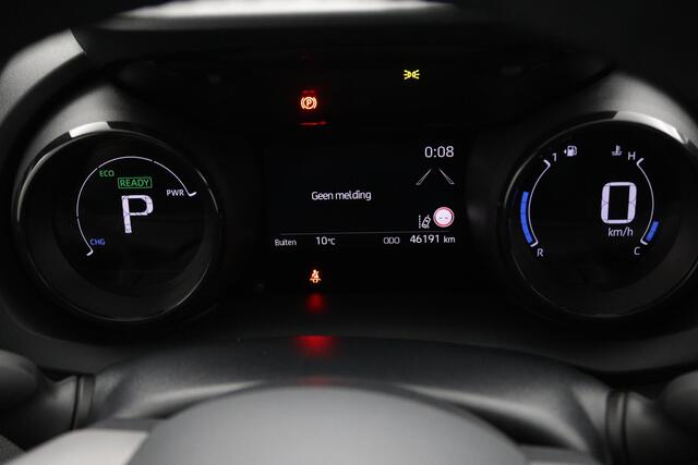 Toyota YARIS 1.5 Hybrid Executive | Premium pack | Panoramadak | Stuur en stoelverwarming | lederen bekleding |