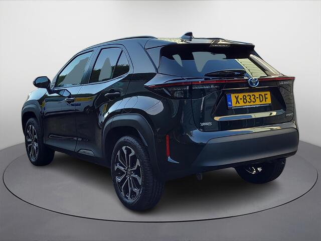 Toyota YARIS Cross 1.5 Hybrid Dynamic Plus | Panorama dak | Head Up | Navigatie | Apple CarPlay | Elektr. klep | Rijklaar incl. garantie |
