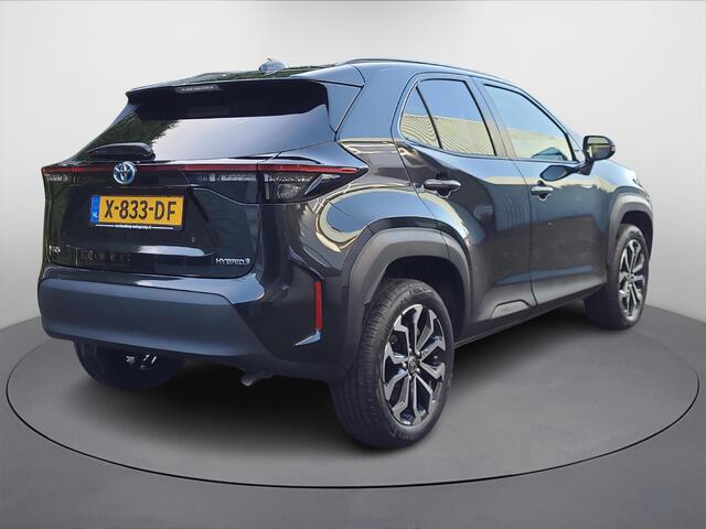 Toyota YARIS Cross 1.5 Hybrid Dynamic Plus | Panorama dak | Head Up | Navigatie | Apple CarPlay | Elektr. klep | Rijklaar incl. garantie |