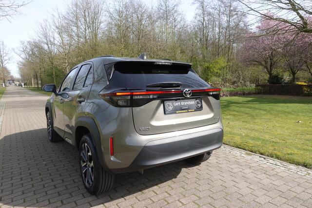 Toyota YARIS Cross 1.5 Hybrid 115 Business Plus | Camera | Stoelverwarming | Stuurwielverwarming | ACC | CarPlay |