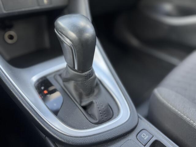 Toyota YARIS 1.5 Hyb. First Edition | Keyless | Camera | Navigatie