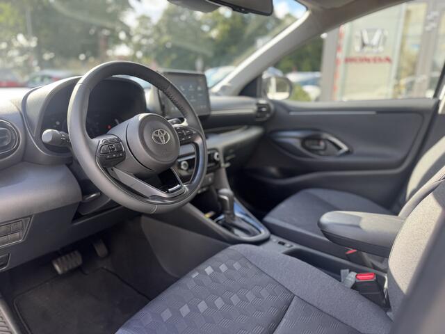 Toyota YARIS 1.5 Hybrid 115 Dynamic Apple/Android, Cruise control, Keyless entry