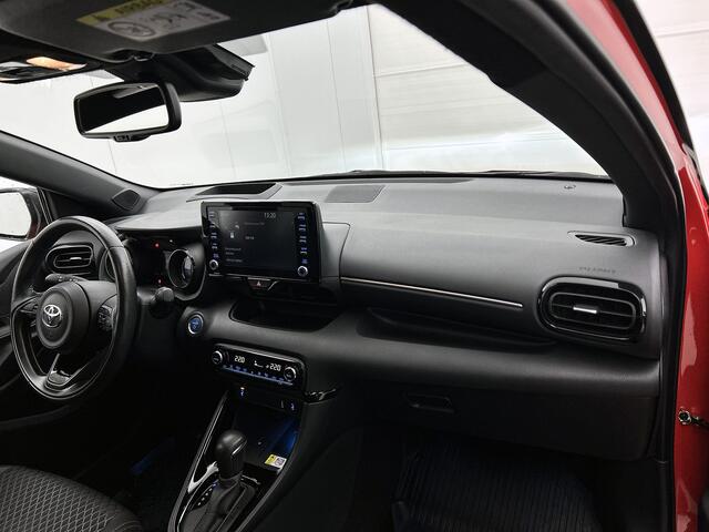 Toyota YARIS 1.5 Hybrid Launch Edition | Head-up display | Stoelverwarming |