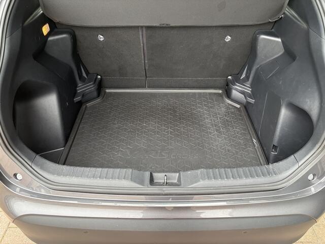 Toyota YARIS Cross 1.5 Hybrid First Edition KEYLESS/CAMERA/DODEHOEK/PDC/WINTERPACK