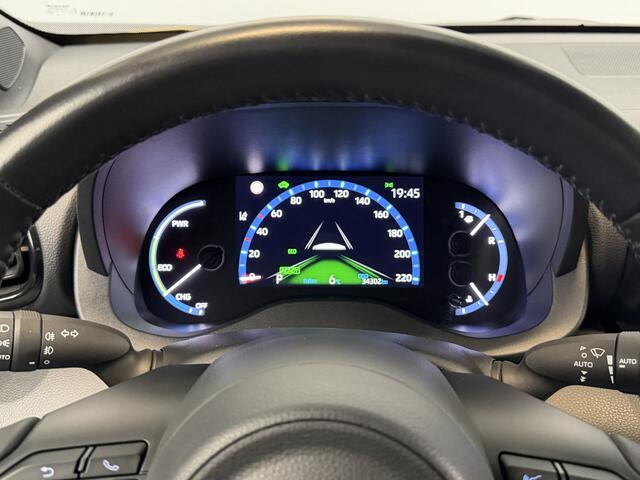 Toyota YARIS Cross 1.5 Hybrid Dynamic LED|DAB+|Camera|Cruise