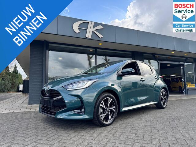 Toyota YARIS 1.5 Hybrid 115 Business Plus