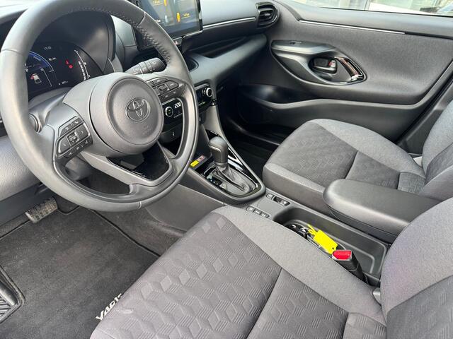 Toyota YARIS 1.5 Hybrid 115 Business Plus