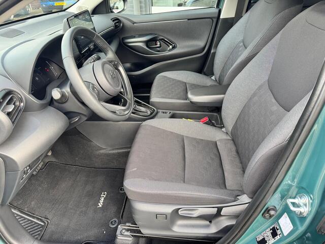 Toyota YARIS 1.5 Hybrid 115 Business Plus