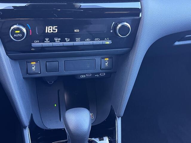 Toyota YARIS Cross 1.5 Hybrid 115 Dynamic Automaat / Fabrieksgarantie tot 10 jaar mogelijk* / Stuur- en stoelverwarming / Navigatie / Apple Carplay Android / 17" LM wielen /