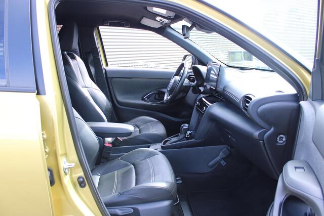 Toyota YARIS Cross 1.5 Hybrid Launch Edition Navigatie / Camera / Stoelverwarming