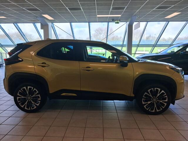 Toyota YARIS Cross 1.5 Hybrid Executive | HUD | JBL