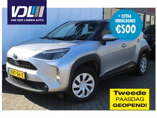 toyota-yaris-cross-1.5-hybrid-apple