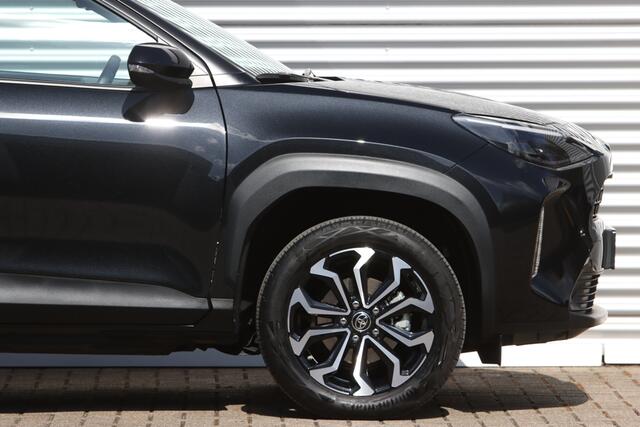 Toyota YARIS Cross 1.5 Hybrid 115 Dynamic 2.411 Km !