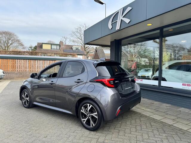 Toyota YARIS 1.5 Hybrid 115 Business Plus