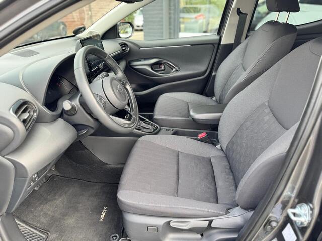Toyota YARIS 1.5 Hybrid 115 Business Plus
