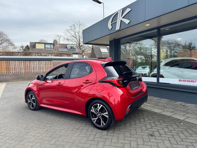 Toyota YARIS 1.5 Hybrid 115 Business Plus