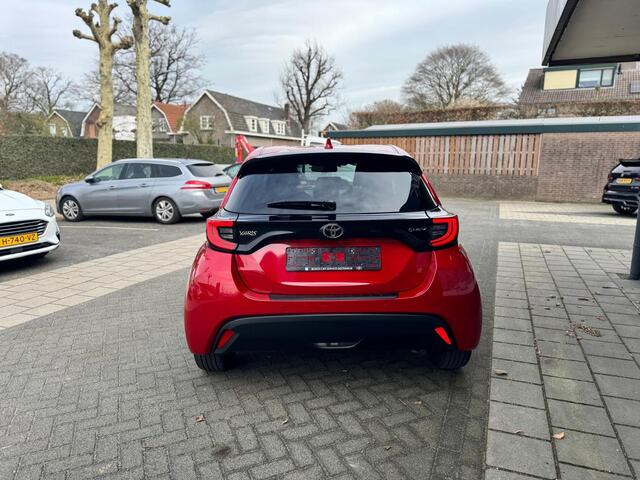 Toyota YARIS 1.5 Hybrid 115 Business Plus