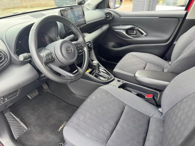 Toyota YARIS 1.5 Hybrid 115 Business Plus
