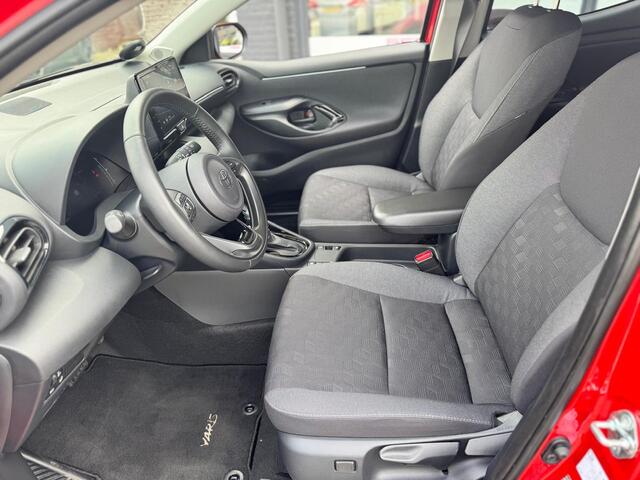 Toyota YARIS 1.5 Hybrid 115 Business Plus