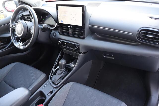 Toyota YARIS 1.5 Hybrid 115 First Edition Camera, Climate control, Automaat, Cruise control