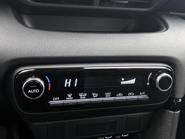 Toyota YARIS 1.5 Hybrid 115 First Edition