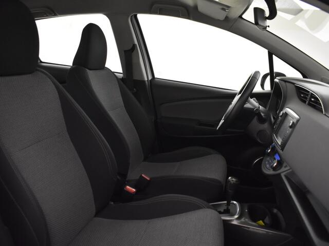 Toyota YARIS 1.5 Hybrid Trend | Parkeersensoren | Camera | Navigatie |