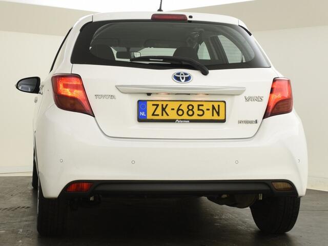 Toyota YARIS 1.5 Hybrid Trend | Parkeersensoren | Camera | Navigatie |