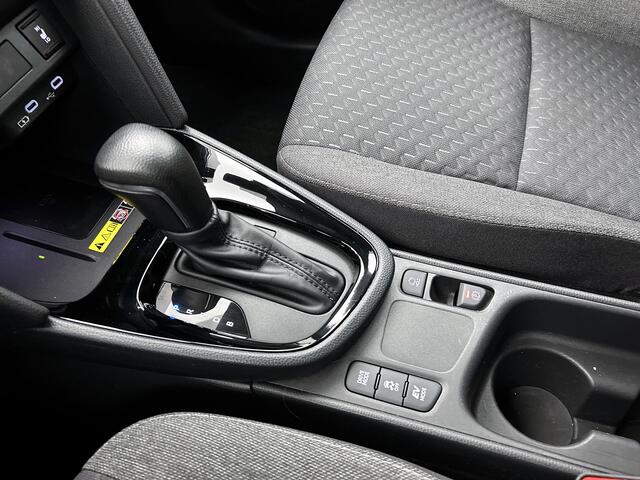 Toyota YARIS Cross 1.5 Hybrid 115 Dynamic | BTW Voertuig | Stoel en stuurwielverwarming | Onderweg-naar-dealer