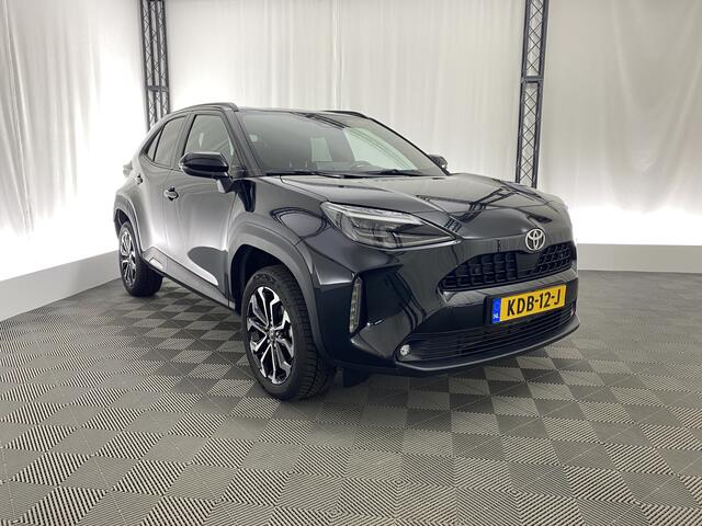 Toyota YARIS Cross 1.5 Hybrid 115 First Edition | Apple carplay | Stuur- / stoel- / voorruit verwarm | Camera | LED | Cruise ad.