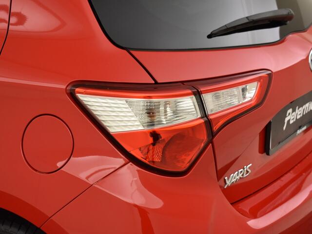 Toyota YARIS 1.5 Hybrid Trend | Camera | 15" Lichtmetaal | Automaat |