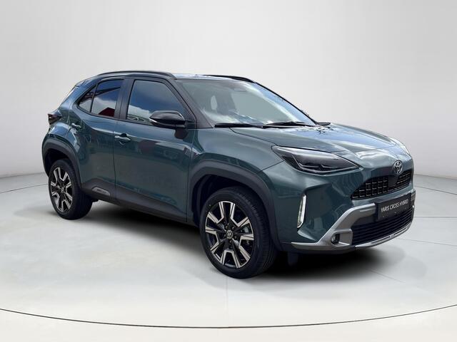 Toyota YARIS Cross 1.5 Hybrid 130 Executive | Premium Pack | Forest green met zwart dak | Nieuw uit voorraad leverbaar |