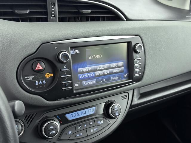 Toyota YARIS 1.5 VVT-i Dynamic | LM velgen | Bluetooth | 125 PK | Dealer onderhouden |