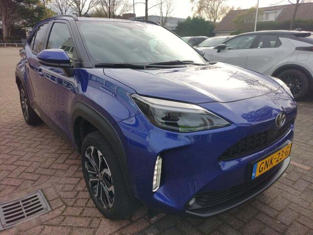 Toyota YARIS Cross 1.5 Hybrid 115 First Edition | Rijklaar | Trekhaak | NL-auto | Navi | Camera | Clima | Adapt. cruise