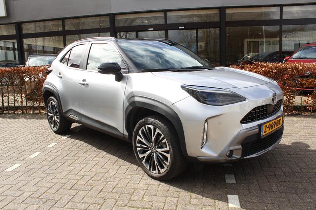 Toyota YARIS Cross 1.5 Hybrid Adventure Bi-Tone | Rijklaar | Blind Spot | JBL | Head Up | Keyless | LED | PDC | Half-leder | Apple/Android | Navi | NL-auto | Elek. achterklep