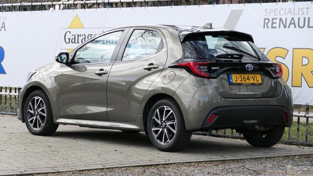 Toyota YARIS 1.5 Full Hybrid HEV Dynamic