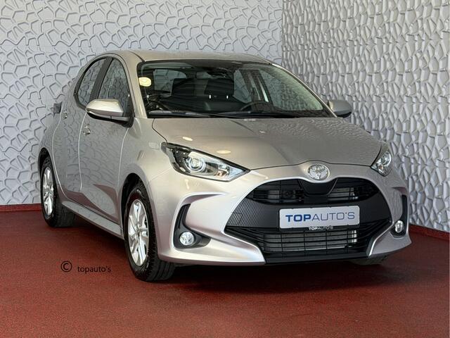Toyota YARIS 1.5 HYBRID STOEL/STUUR VERW CARPLAY CAMERA LMV ADAP.CRUISE ? Top Auto's Wijchen , Al 30 Jaar verkoop van Toyota , Type's Launch / Executive / Dynamic / First Edition / Business / Zowel Phev / Hev / Benzine / met fabrieksgarantie ?