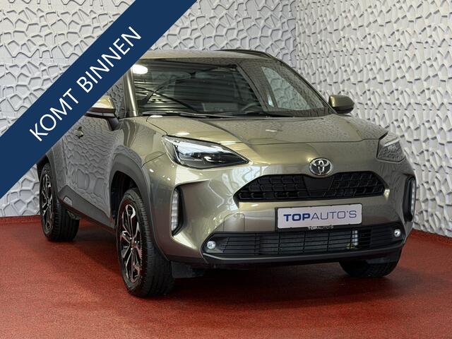 Toyota YARIS Cross 1.5 HYBRID DYNAMIC KEYLESS CAMERA LED ZWARTE HEMEL STOEL/STUUR VERW. 17''LMV ? Top Auto's Wijchen , Al 30 Jaar verkoop van Toyota , Type's Launch / Executive / Dynamic / First Edition / Business / Zowel Phev / Hev / Benzine / met fabrieksgarantie ?