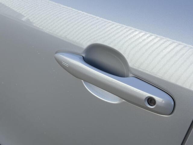 Toyota YARIS Cross 1.5 Hybrid Executive **JBL AUDIO/ TREKHAAK/ DODEHOEK DETECTIE**