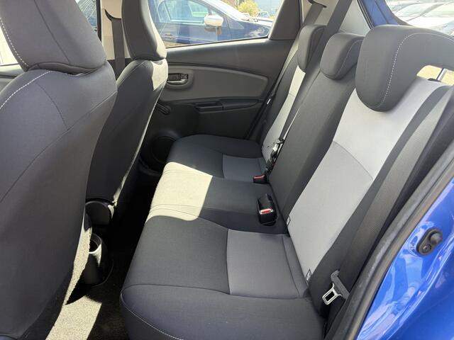 Toyota YARIS 1.5 VVT-i Active NL Auto Navigatie Camera Clima Cruise Komt nog binnen gr Mike