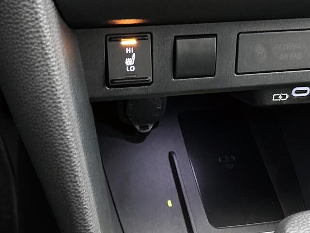 Toyota YARIS Cross 1.5 Hybrid 115 First Edition | BTW Voertuig | Stoelverwarming |