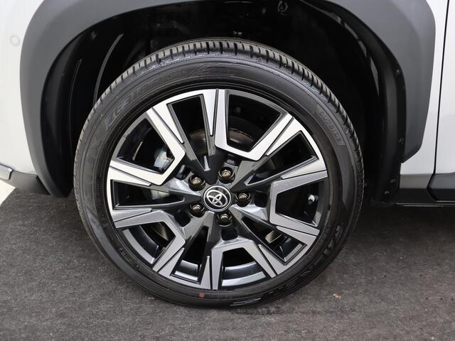 Toyota YARIS Cross 1.5 Hybrid 130 Launch Edition | JBL | Panoramadak | 360 camera | Head-Up Display | Stuur+Stoel & Ruitverwarming | Elektrische achterklep Toyota-paasweekend