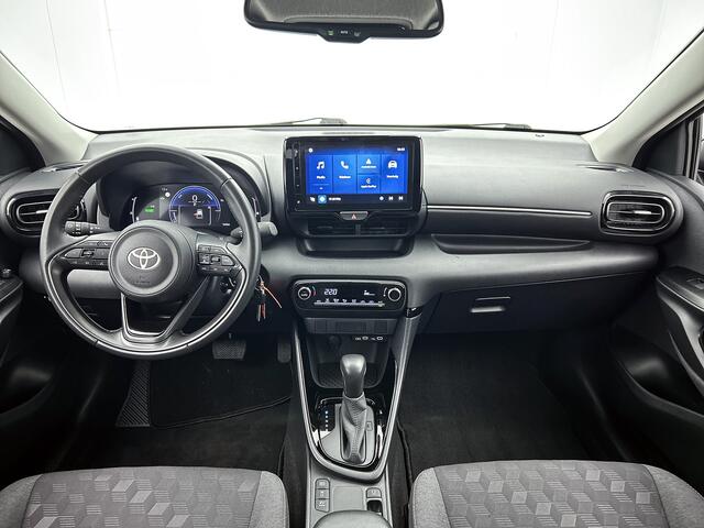 Toyota YARIS 1.5 Hybrid 115 First Edition