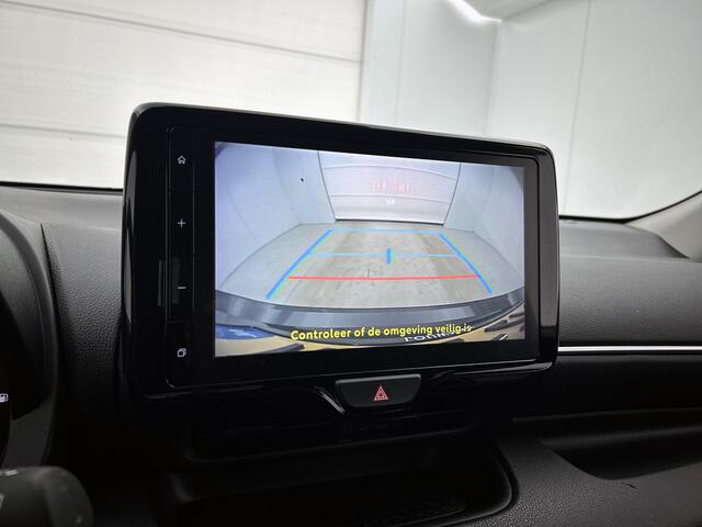 Toyota YARIS 1.5 Hybrid 115 First Edition