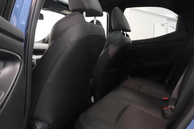 Toyota YARIS 1.5 Hybrid Executive | Panoramadak | JBL audio | Navigatie | Camera | Stuur & stoel verwarming |