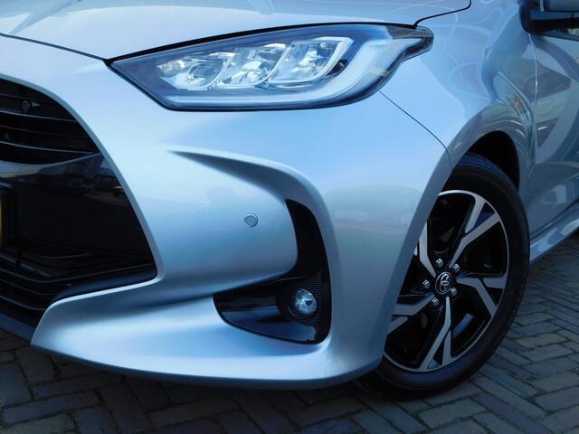 Toyota YARIS 1.5 Hybrid 115 Dynamic Comfort Pack